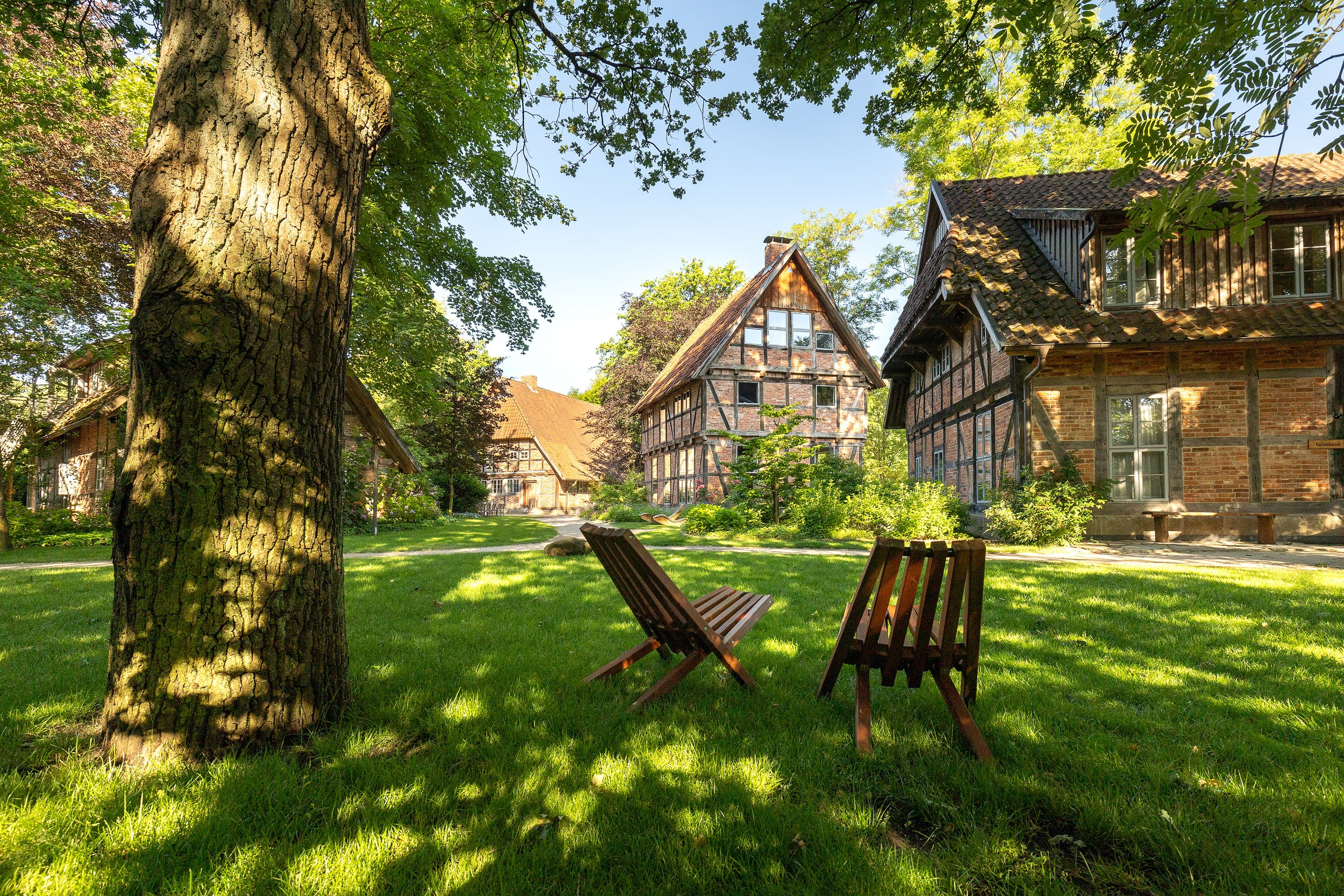 Außenaufnahmen vom Hotel WildLand im Wietze