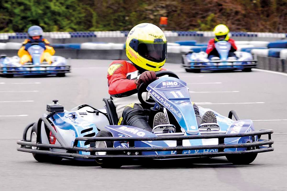 eine attraktion in bispingen ist die ralf schumacher kartbahn