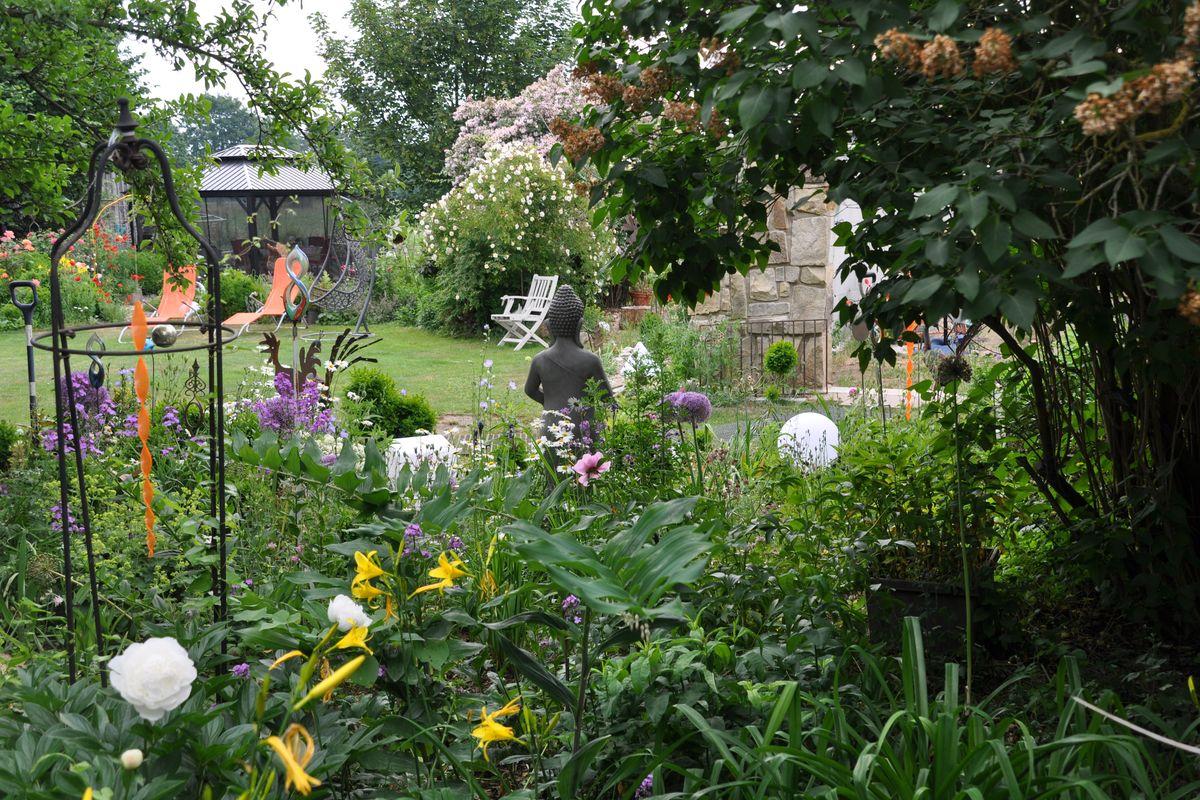 Ferienwohnung Fischer Gartenimpressionen