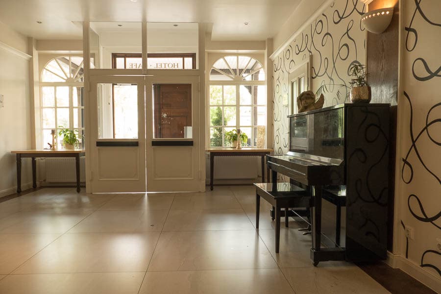 Eingangsbereich in dem Hotel Acht Linden in Egestorf