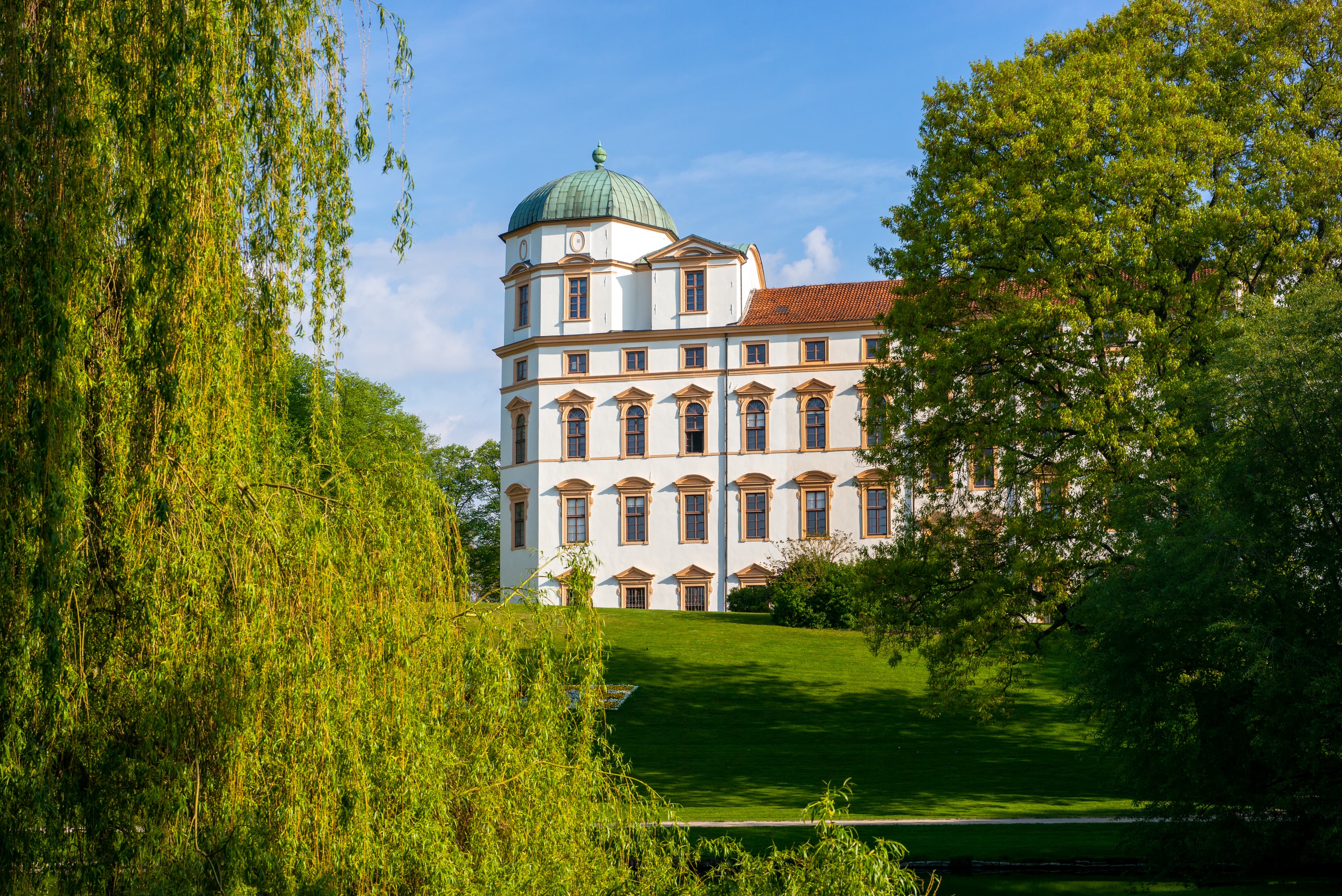 Celler Schloss im Frühling
