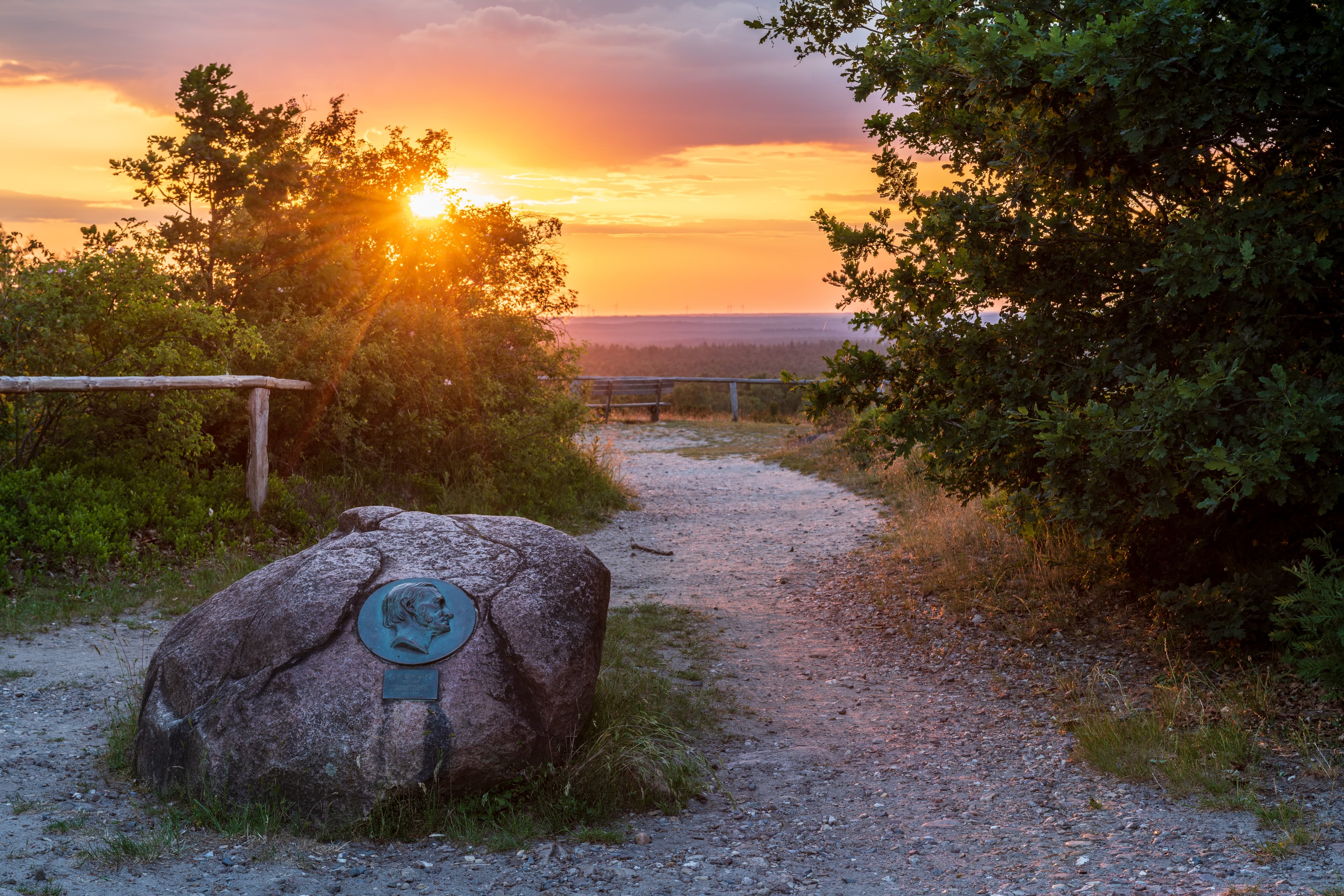 Sonnenuntergang am Wilseder Berg auf der Traumschleife