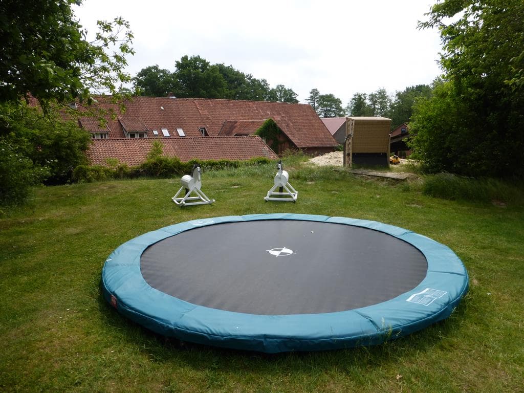 Neuland-Hof Spöring Walsrode Trampolin