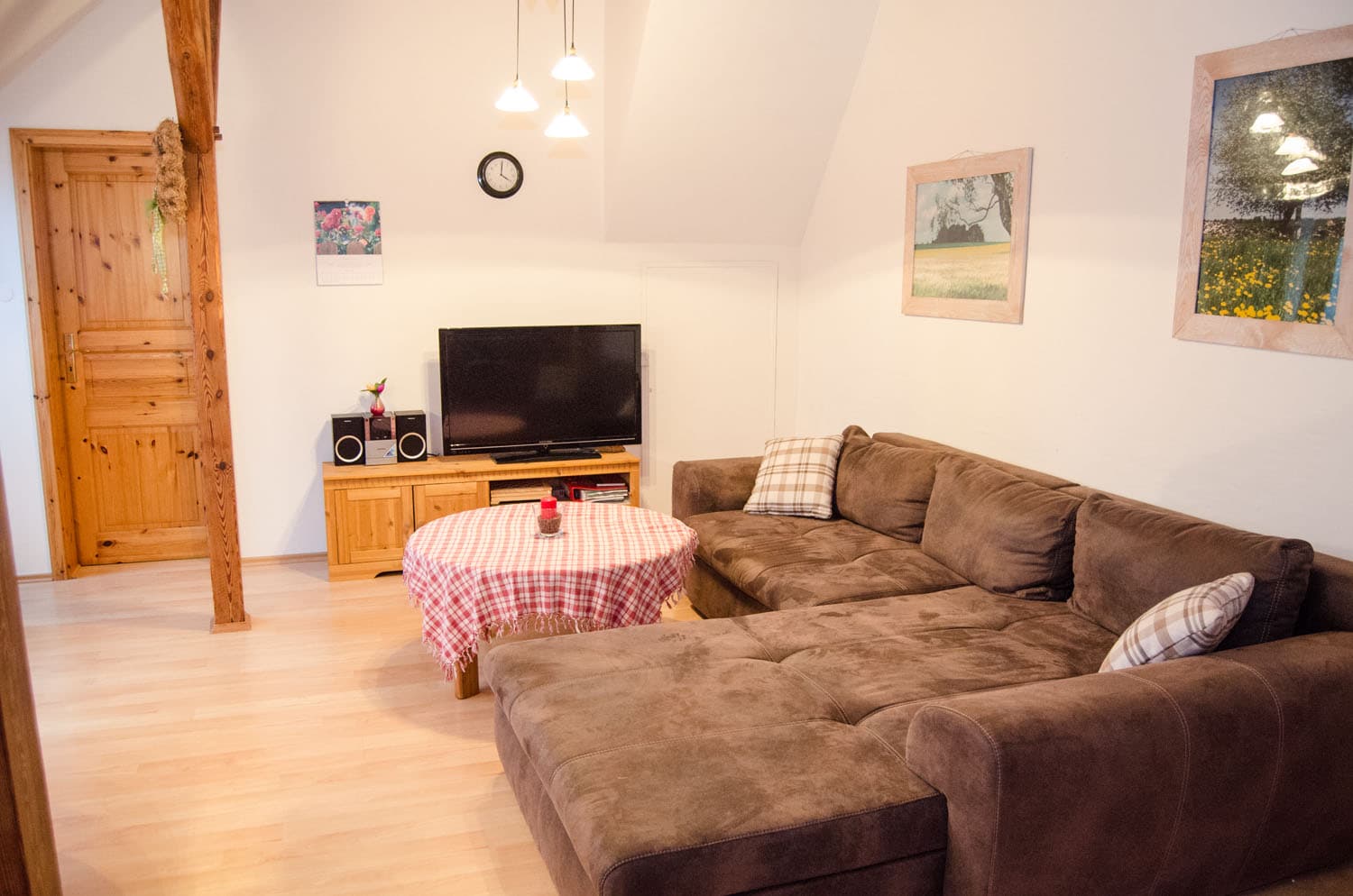 Neuland-Hof Spöring Ferienwohnung "Apfelblüte" Wohnzimmer