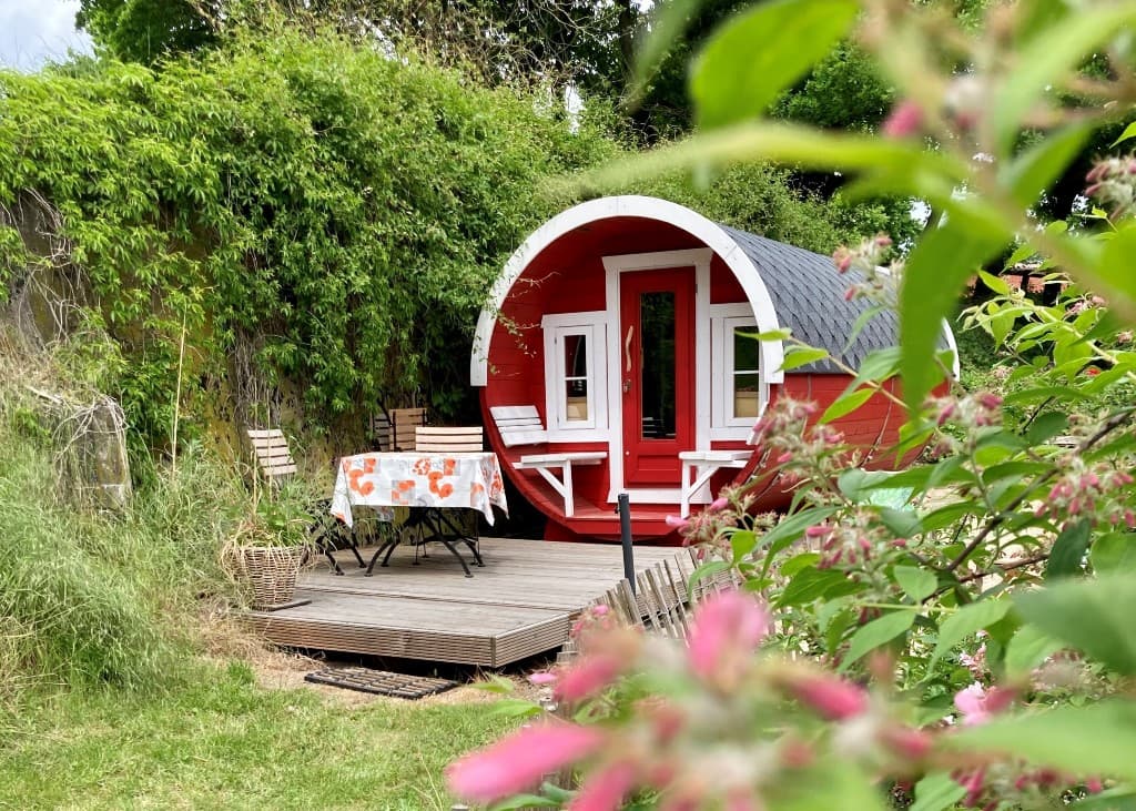 Neuland-Hof Spöring Wohnfass Außenansicht