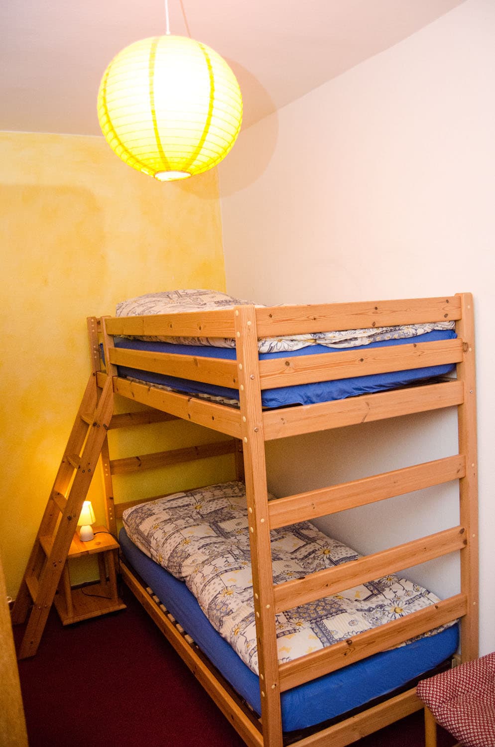 Neuland-Hof Spöring Ferienwohnung Schwalbennest Hochbett