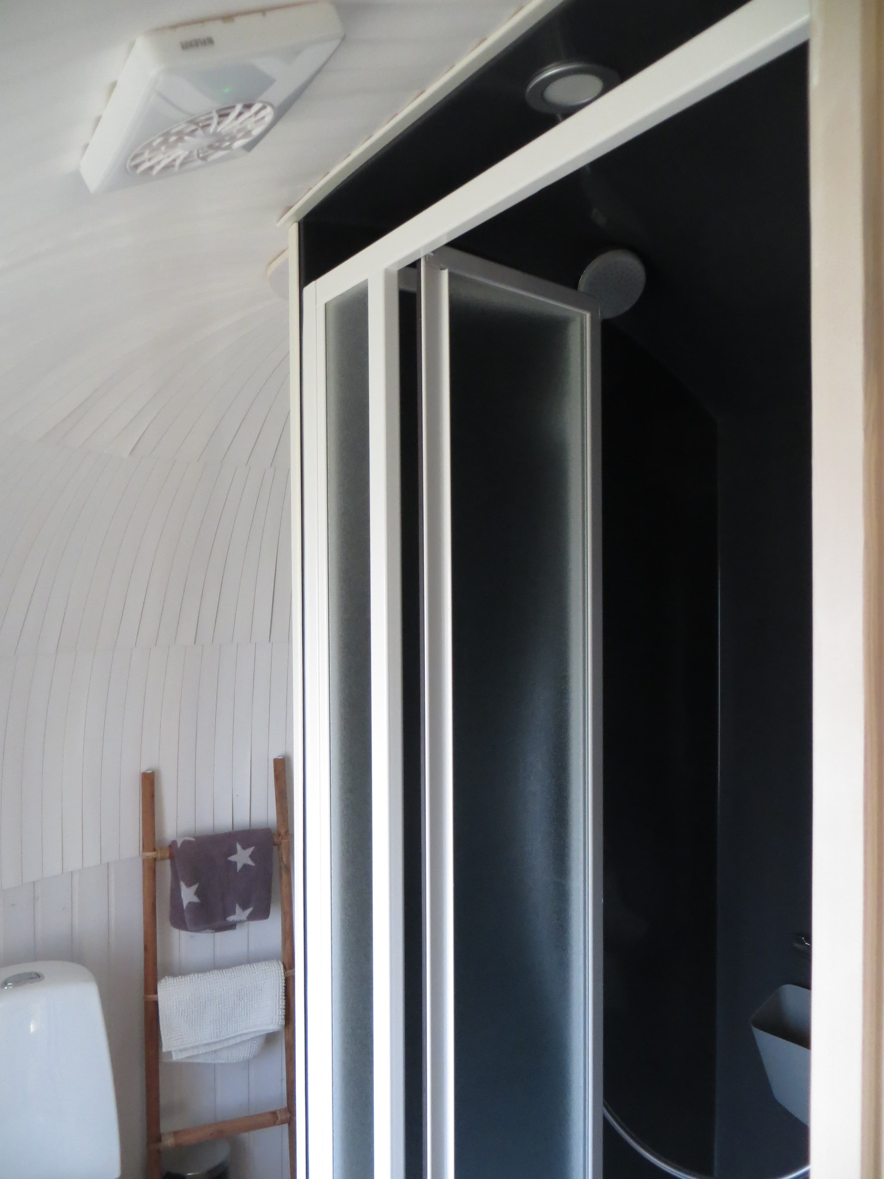 Dusche im TinyHaus in Tostedt