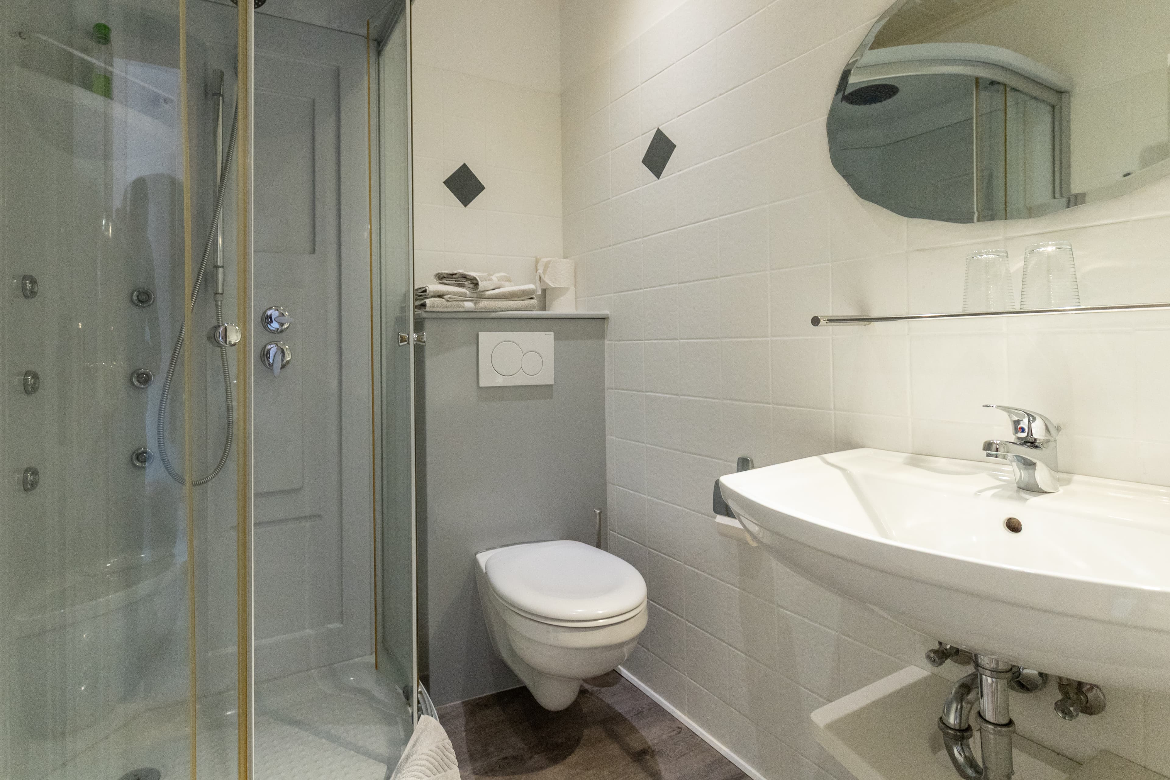 Badezimmer Doppelzimmer im Naturotel Hof Ehlers