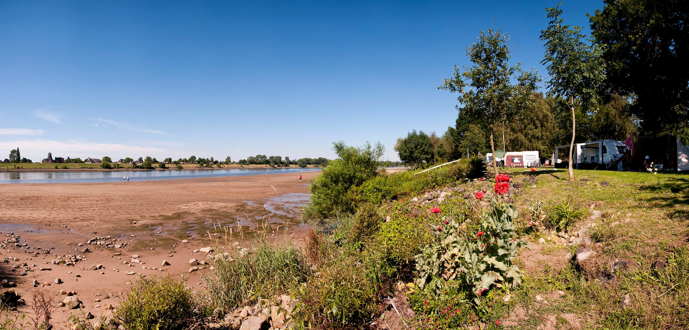 elbufer am Camping Land an der Elbe Hamburg