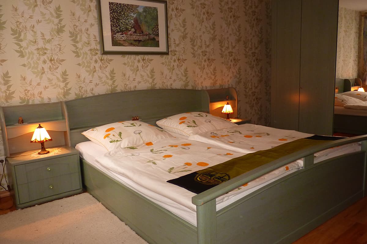 Ferienwohnungen Pension LindhoferApartments Pension LindhoferFerielejligheder Pension LindhoferVakantiewoningen Pension Lindhofer