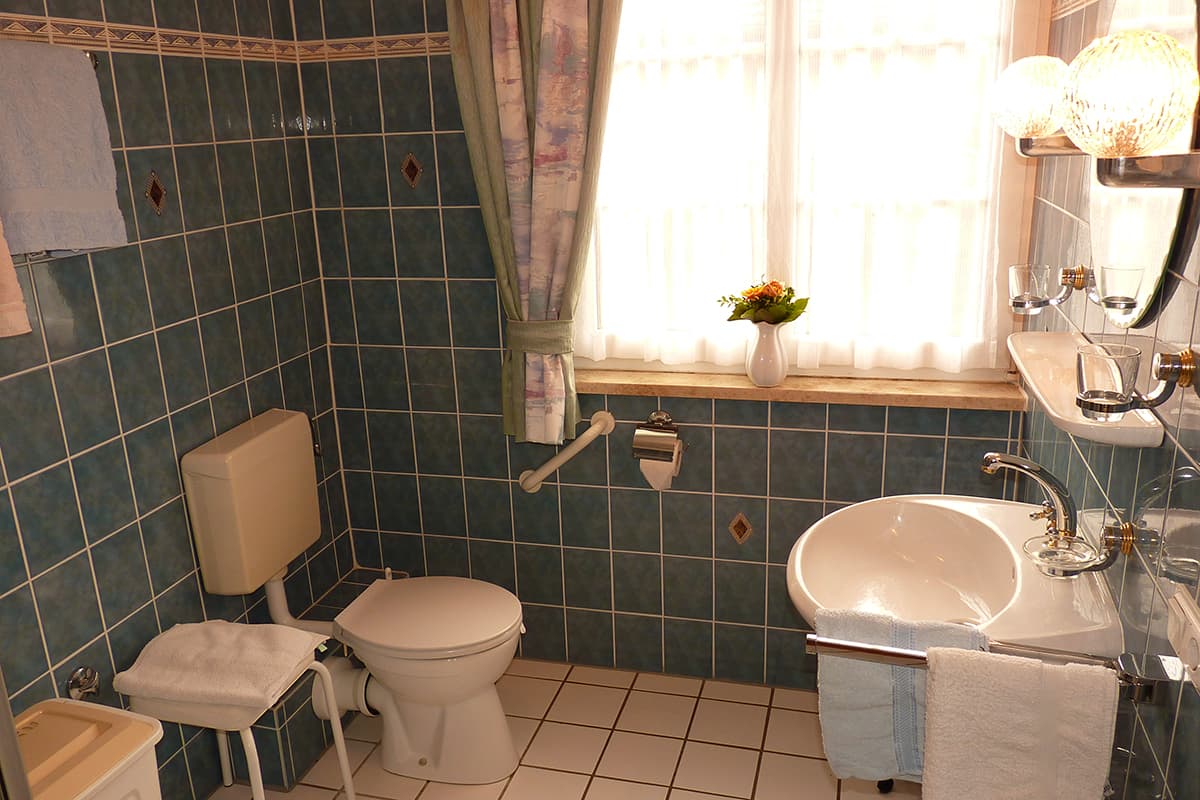 Ferienwohnungen Pension LindhoferApartments Pension LindhoferFerielejligheder Pension LindhoferVakantiewoningen Pension Lindhofer