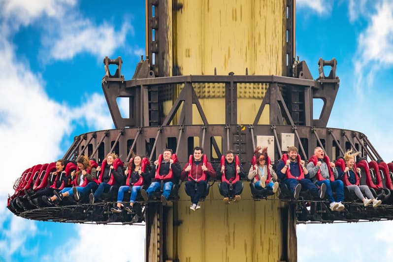 Der Freifallturm Scream im Heide Park: Erlebnis hoch über den Baumwipfeln.