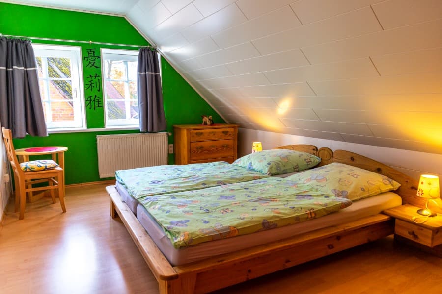 Schlafzimmer 2 der Ferienwohnung im Obergeschoss auf Hof Marwedel